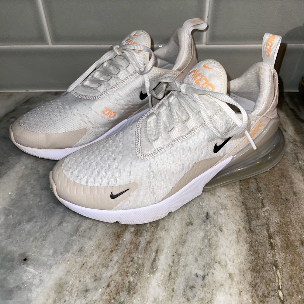 Nike Air Max 270 Sz 8 Dessert Sand Peach Cream